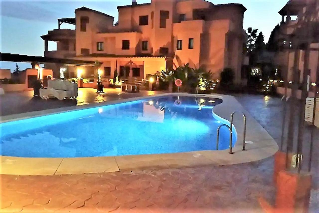 Elegant 2Br Apartment Puerto Banus Marbella Just 12 Minutes Away By G00Giemaps Estepona Esterno foto